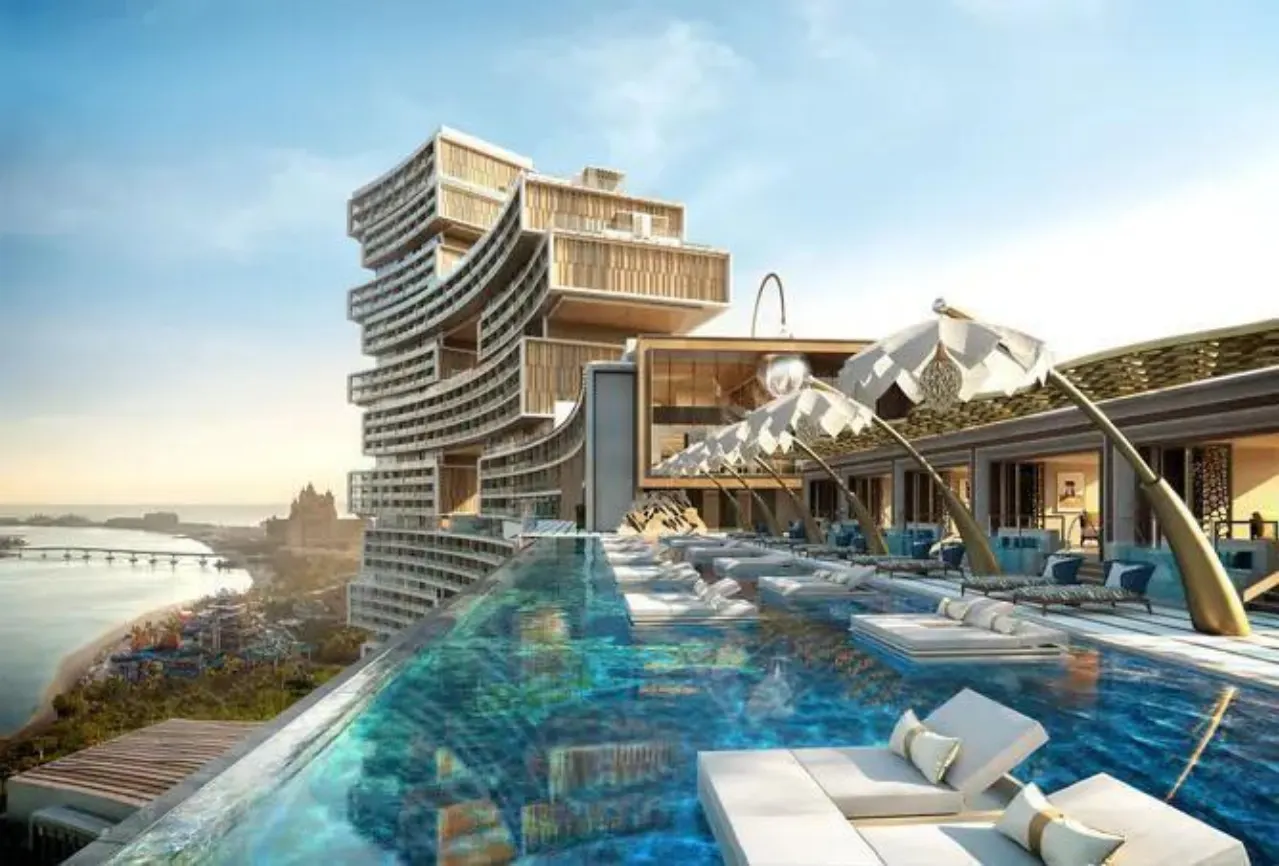 LEGENDÄRES WOHNEN IM ROYAL ATLANTIS!