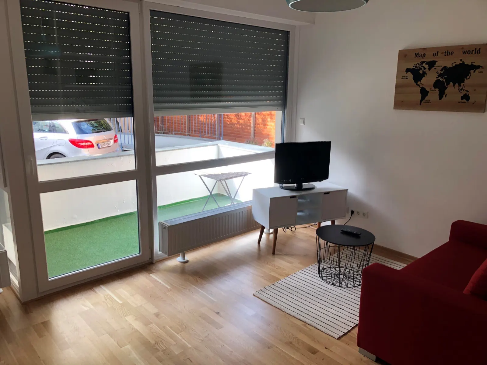 Provisionsfrei! Voll möbliertes Apartment in Toplage von Westend mit Tiefgaragenstellplatz – Bild 4