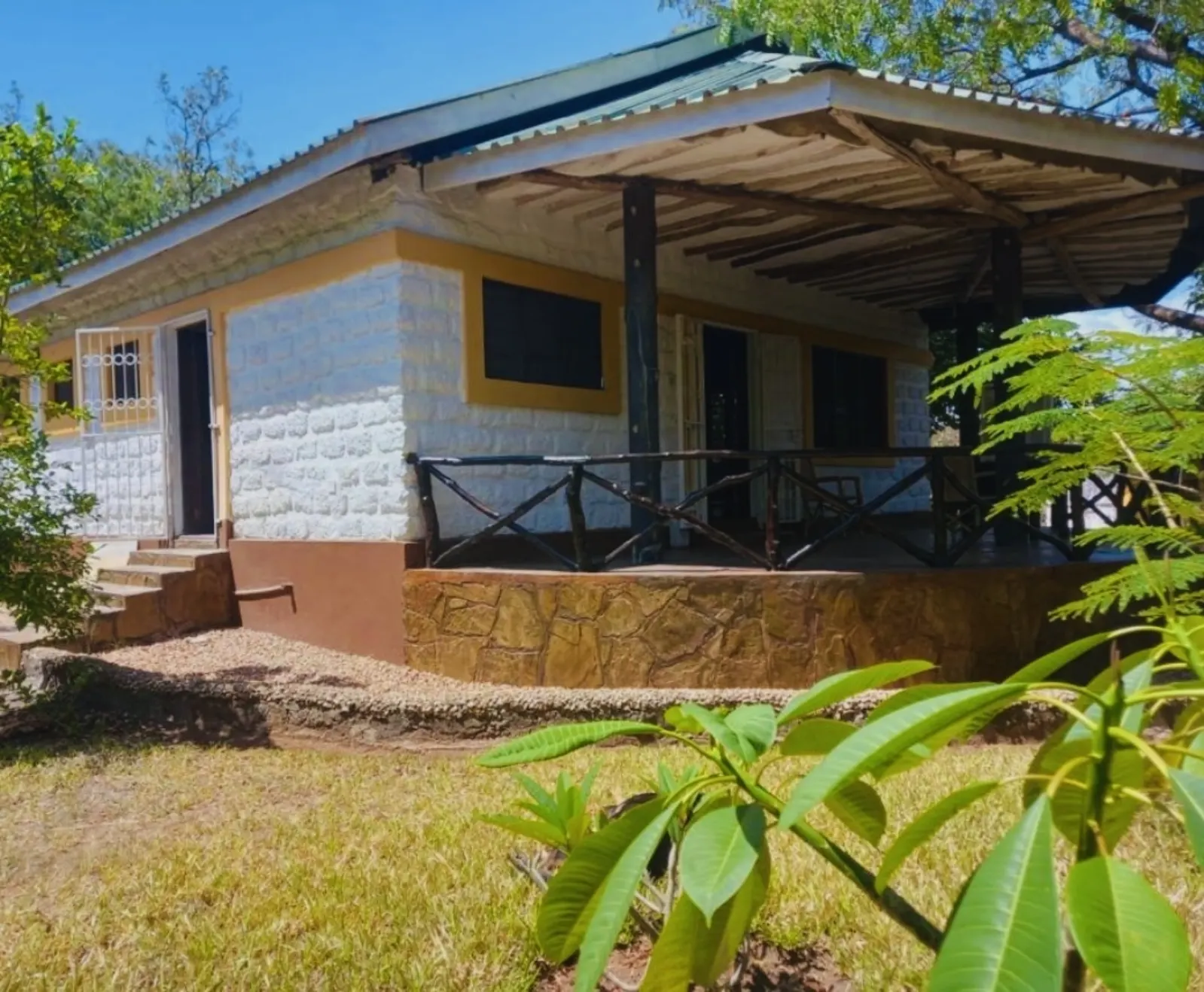 Traumhaftes Haus auf einem großen Grundstück in Kenia am Diani Beach