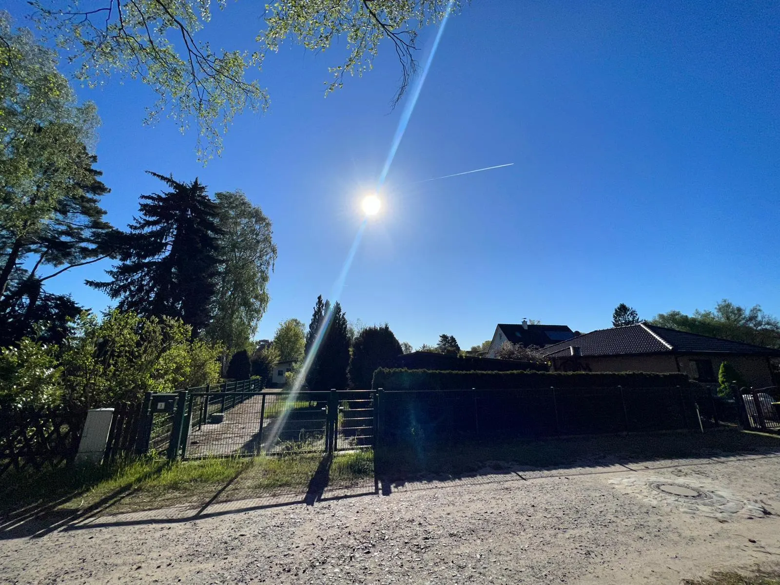 Kleines & gemütliches Einfamilienhaus oder als Baugrundstück geeignet in Birkenwerder! – Bild 3