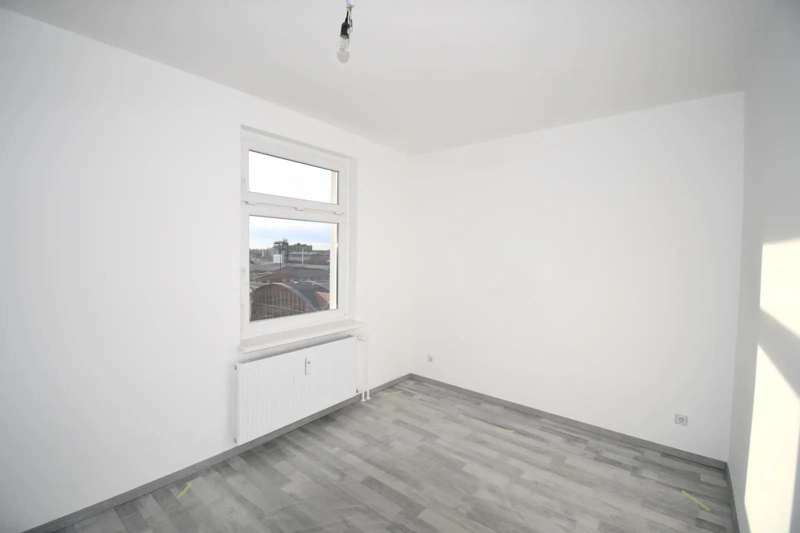 Traumhafte Aussicht über den Dächern von Berlin! 3-Zimmerwohnung vollständig saniert! – Bild 5