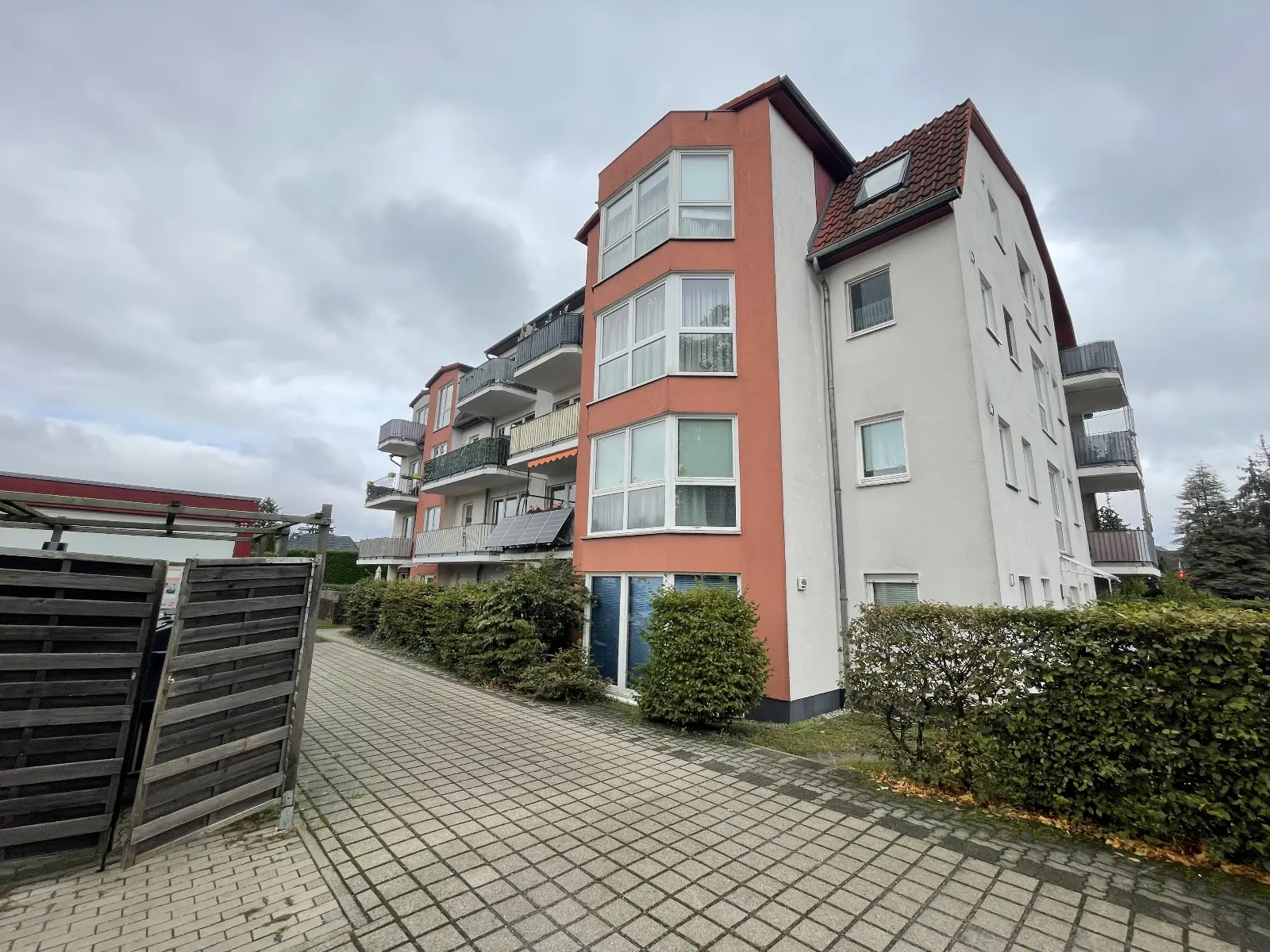 Wundervolle Terrassenwohnung in zentraler Lage für Singles oder Paare!
