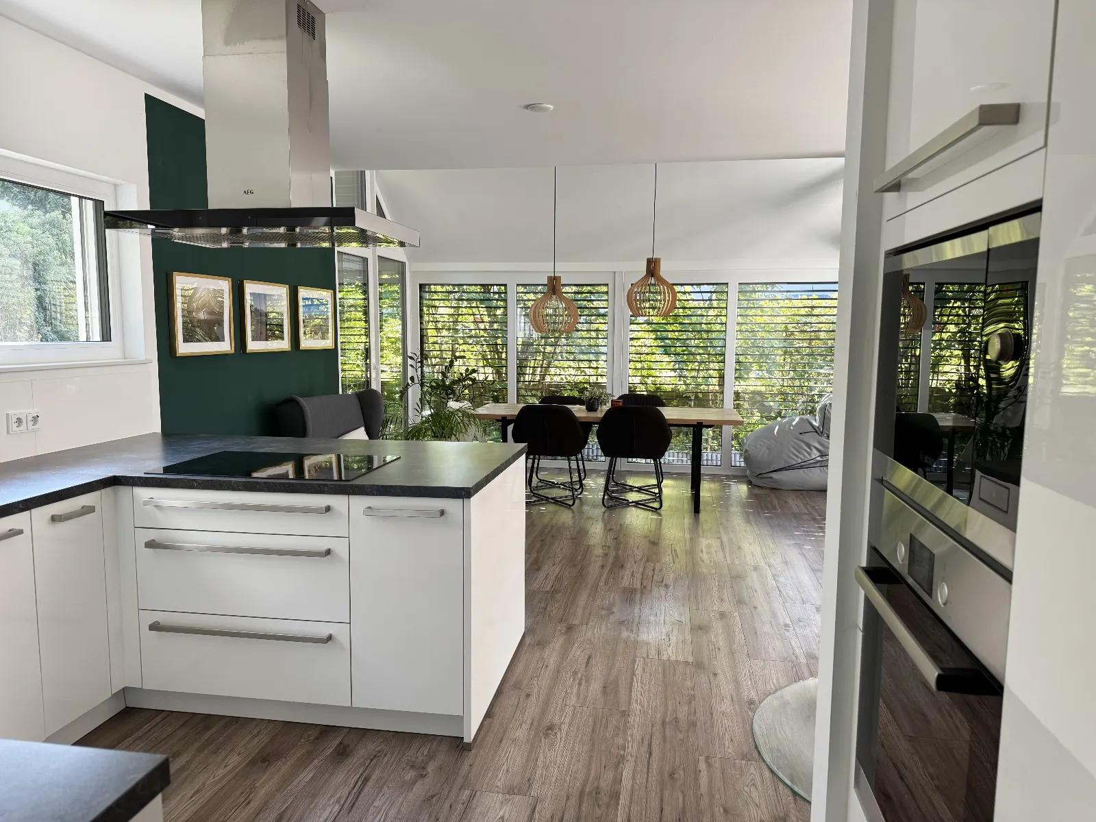 Familien-Traumhaus in bester Lage von Hermsdorf! – Bild 3
