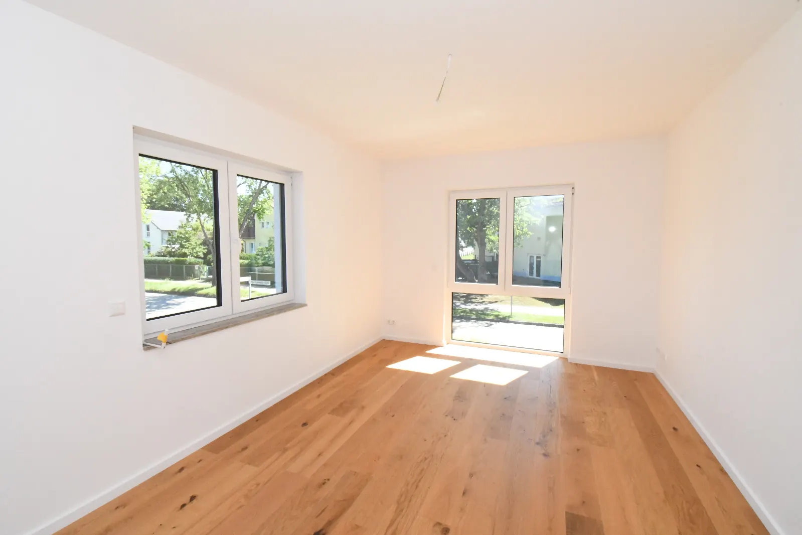 5 Zimmer! Einzugsbereit: Das neue Eigenheim ist fertig! – Bild 5