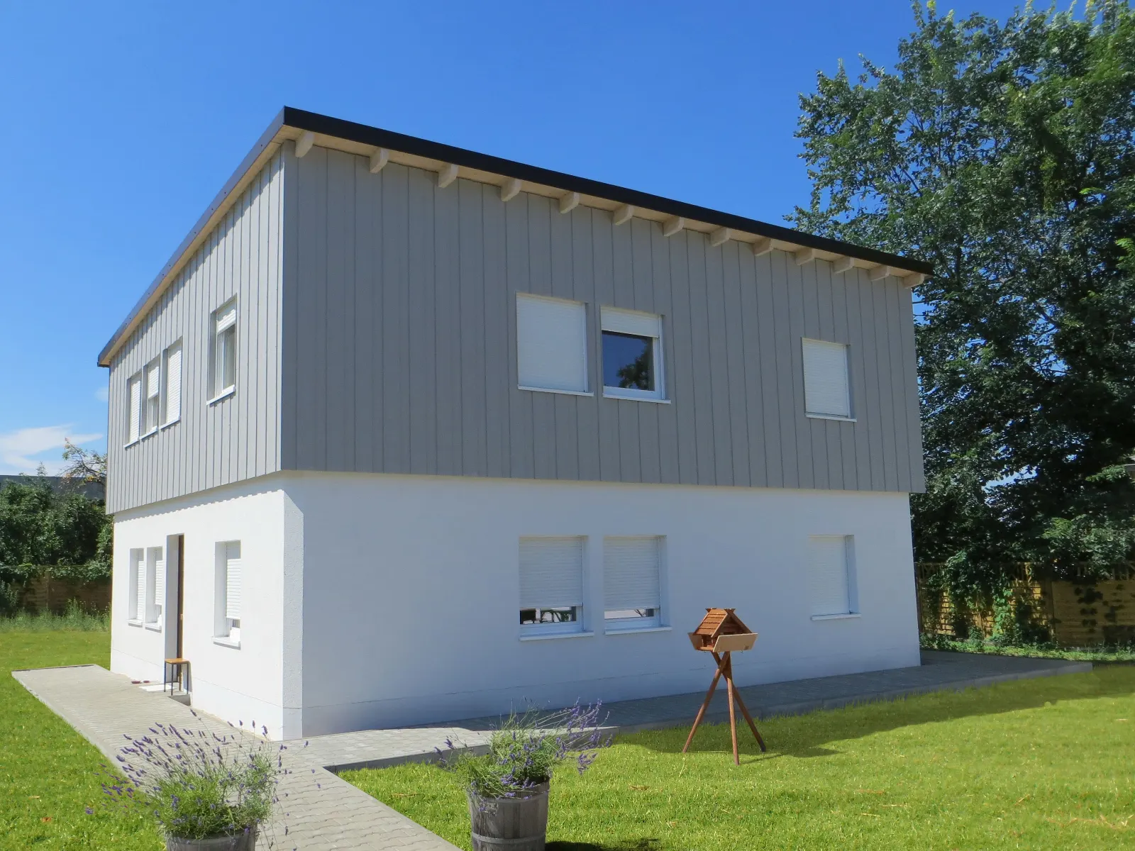 Rendite bis zu 10% möglich · Individuell planbares Massivwohnhaus · Fertigstellung bis Ende 2026
