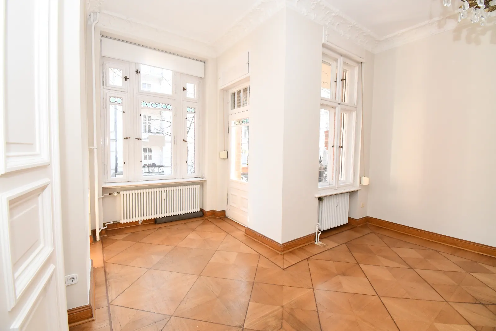 Ein Traum! Herrschaftliche Altbauwohnung in Berlin-Friedenau – Bild 5