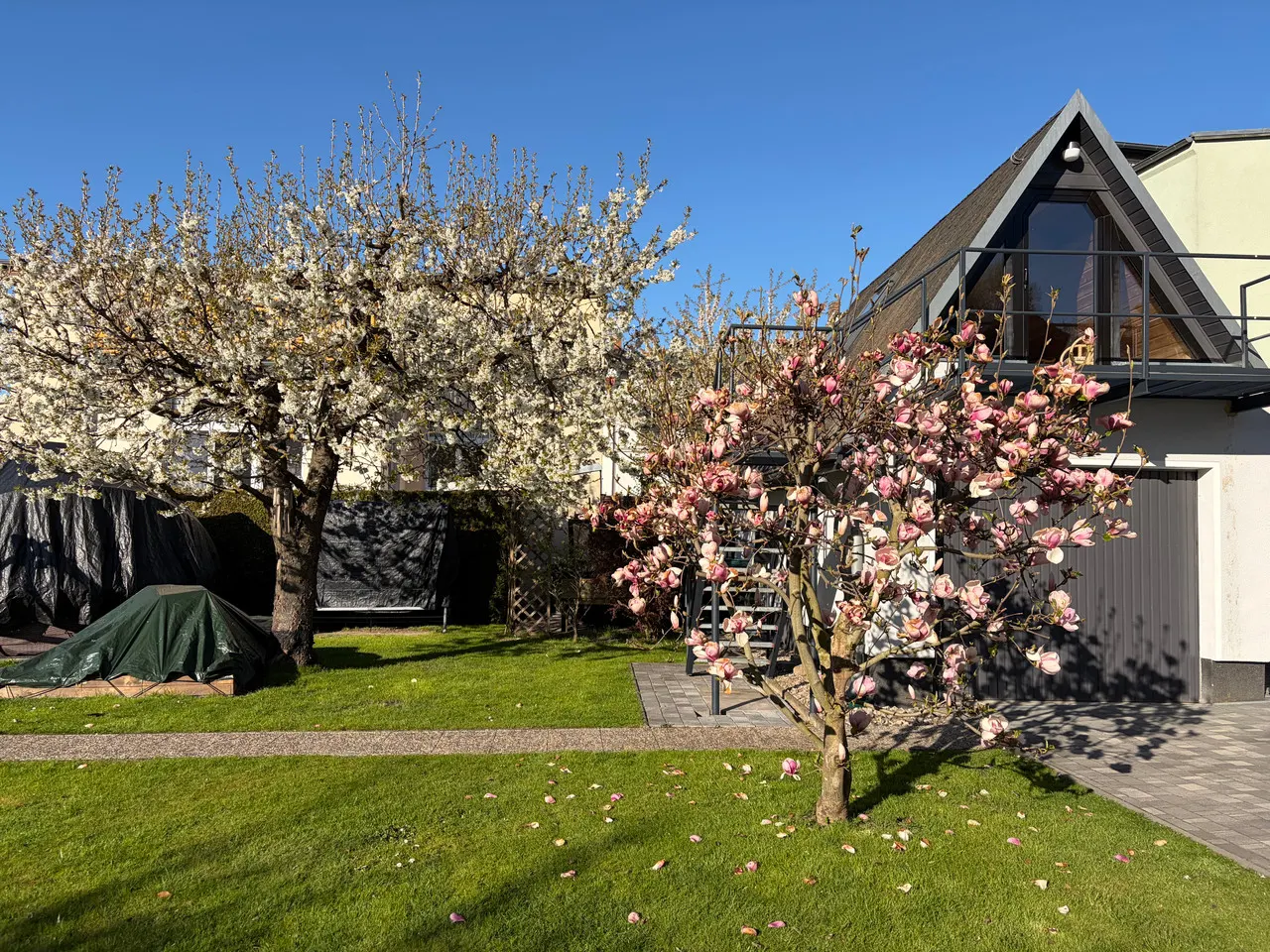 Stilvolles Mehrgenerationenhaus mit traumhaftem Garten und vielseitigen Nutzungsmöglichkeiten – Bild 5