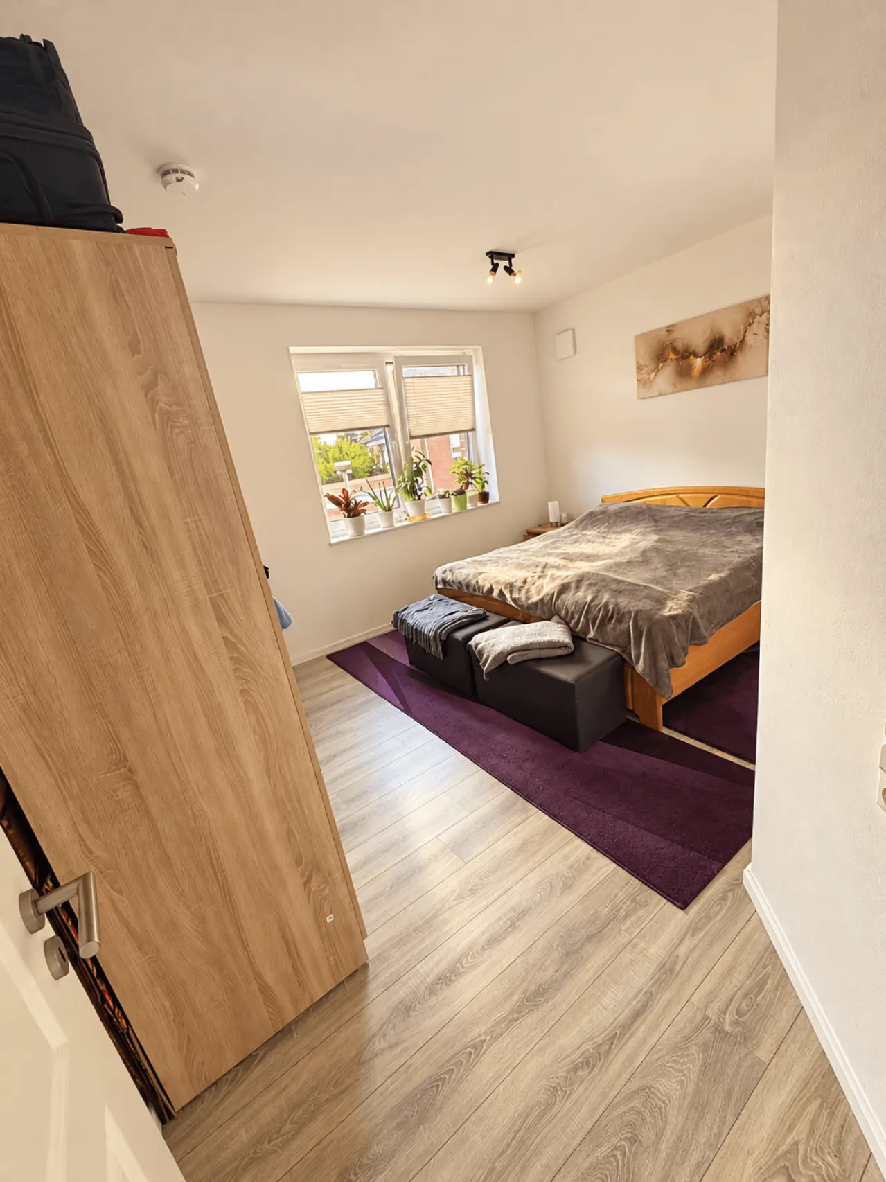 Moderne Obergeschosswohnung mit Südbalkon und herrlichem Ausblick – Bild 5