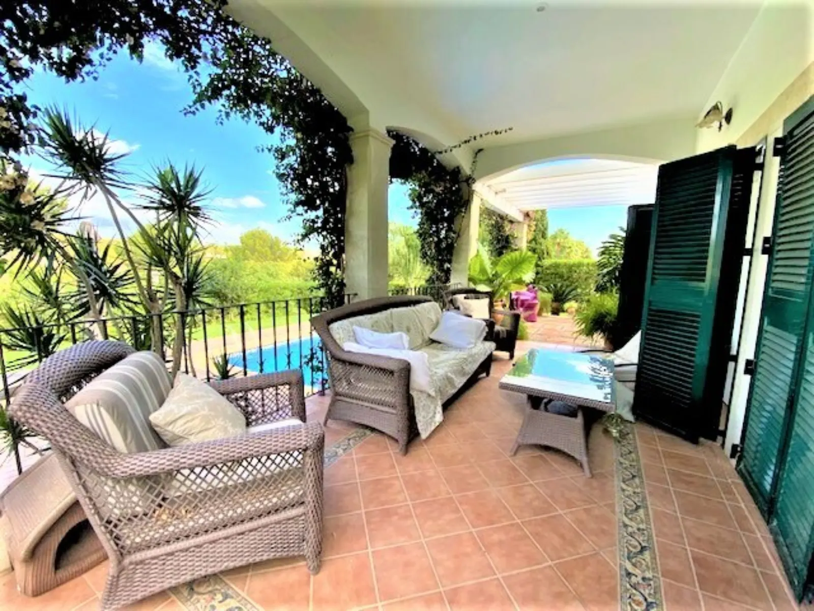 Bezaubernde Familienvilla in Cala Vinyes mit Ferienlizenz – Bild 5